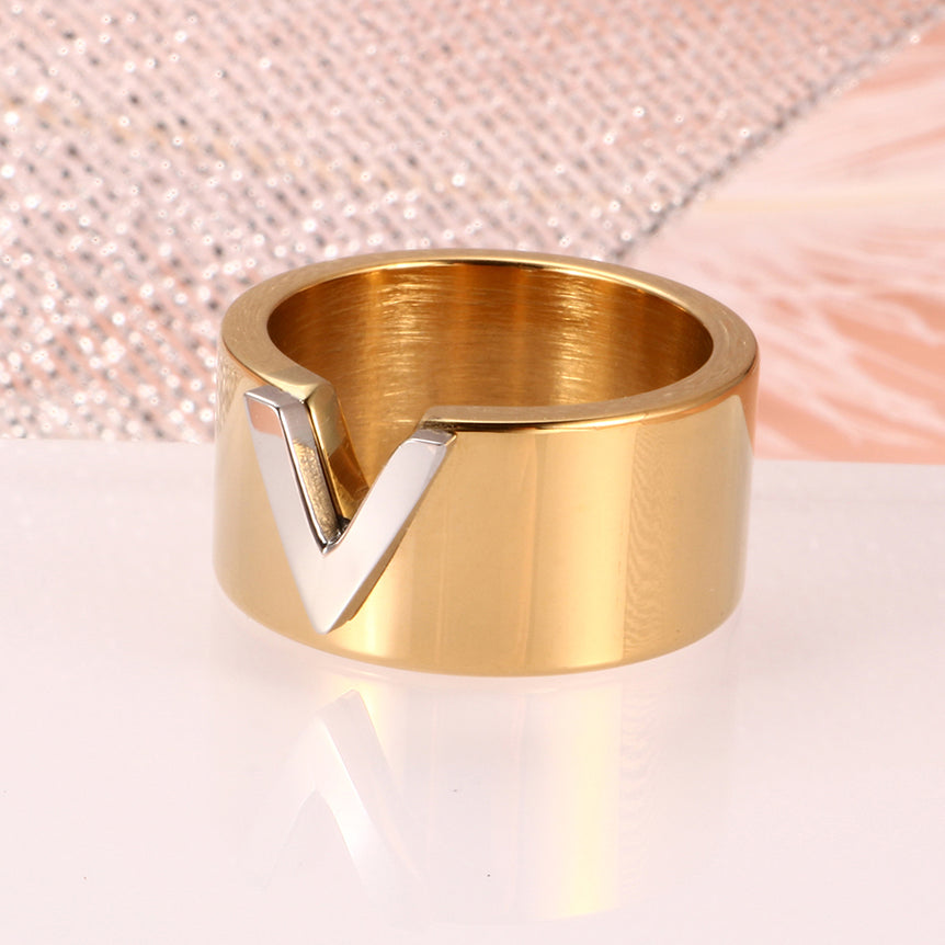 Chunky 'V' Gold Ring