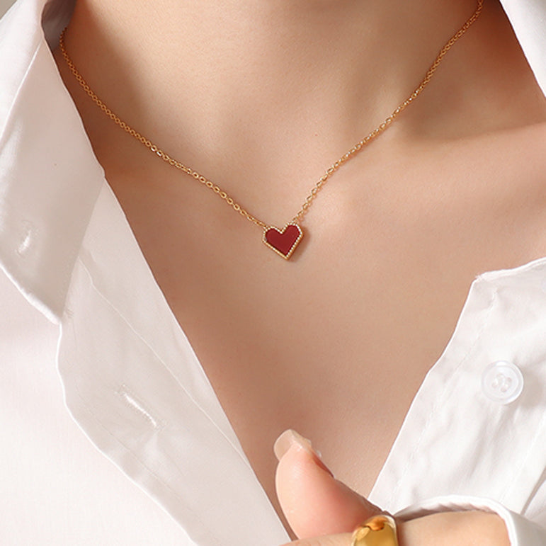 Ari Heart Pendant Necklace